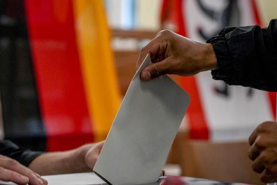 من فاز في الانتخابات البرلمانية الالمانية ؟