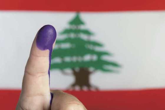 سفراء عرب وأجانب ينصحون بتقديم موعد الانتخابات النيابية